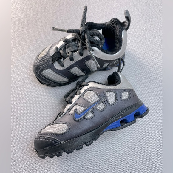 Baby Nike Sneaker/ Running Shoe | Size 4 - Picture 1 of 7